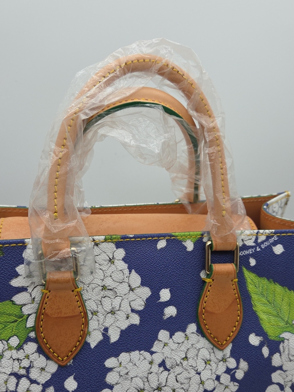 NWT Dooney and Bourke Hydrangea Janine Satchel Bag - Picture 8 of 16